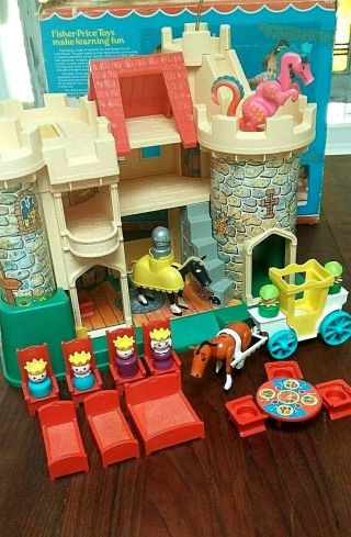 993 1974 - 76 Vintage Fisher Price Little People Castle Complete W/ & Box