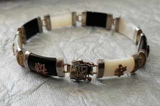 Vintage Chinese Mother Of Pearl & Black Onyx Lucky Asian Bracelet Signed " Jc "