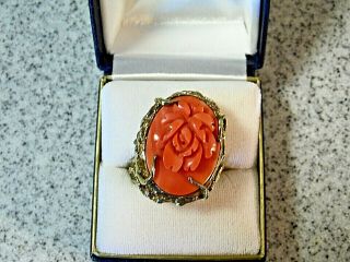 Vintage Natural Coral And 14k Yellow Gold Cocktail/dinner Ring