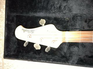 Ernie Ball Music Man StingRay Fretless Electric Bass w/ Case - Sunburst RARE 11