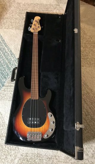 Ernie Ball Music Man Stingray Fretless Electric Bass W/ Case - Sunburst Rare