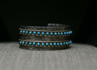 Vintage Native American Zuni Turquoise Snake Eye Sterling Silver Cuff Bracelet 7