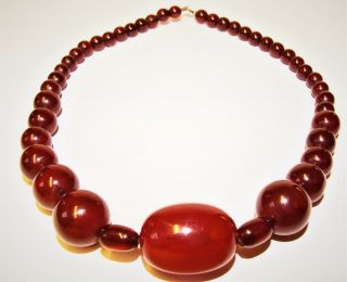 Antique Vintage Cherry Amber Bakelite Bead Necklace Marbled 40gr 16.  1/2 " 42cm