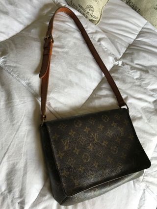 Authentic Vintage Louis Vuitton Monogram Musette Tango Shoulder Bag