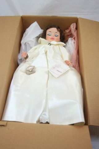 Vintage 1961 Madame Alexander Jacqueline Portrait Doll Inaugural Gown 2210 11