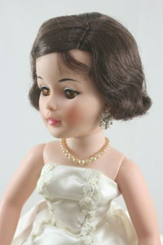 Vintage 1961 Madame Alexander Jacqueline Portrait Doll Inaugural Gown 2210 6