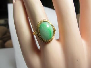 VINTAGE 14K SOLID YELLOW GOLD RING WITH OVAL NATURAL JADE 9.  5 X 12.  5 MM 5