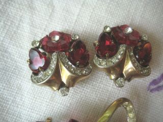 Vintage Crown TRIFARI Brooch RED GLASS FLOWER BASKET & EARRINGS Alfred Philippe 3