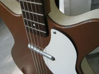 Vintage Danelectro 3612 Shorthorn 6 string Tic Tac Bass.  With case. 9