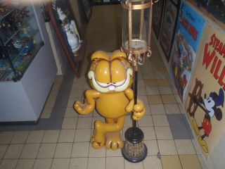 Extremely Rare Garfield At Street Lantarn Big Figurine Lamp Statue
