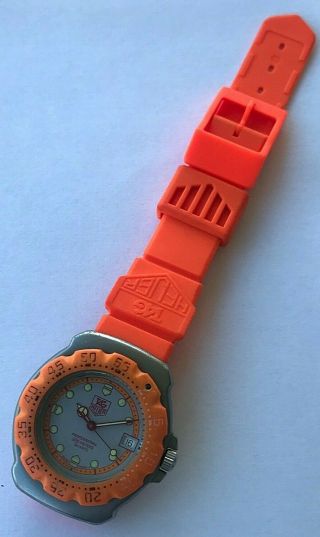 Vintage TAG Heuer Professional Orange Divers (200m) stainless steel mens watch 2