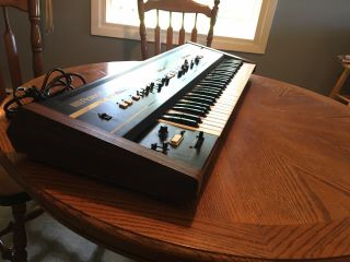 Roland Juno 6 Vintage Synthesizer