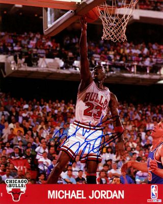 Michael Jordan Autographed 8x10 Photo Bulls " Best Wishes " Vintage Beckett A71474