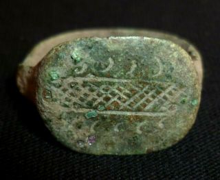 Viking Ancient Bronze Ring With Runes - Circa 7th - 9th Century Ad /1077