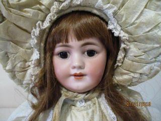 18 " S&h 1009 Doll Socket Head Composition Body Beautifuly Dressed