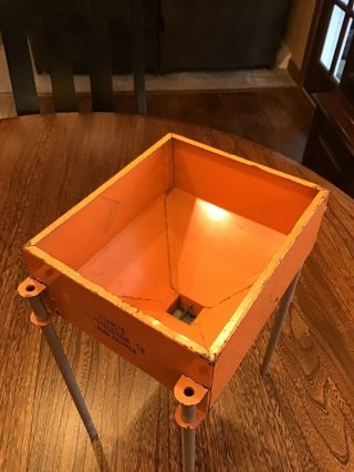 VINTAGE Pressed Steel SAND HOPPER CONSTRUCTION TOY 3