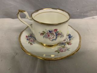 Vintage Royal Ardalt England Tea Cup & Saucer White,  Pink Roses Gold Trim 2