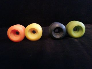 Old School NOS VINTAGE Santa Cruz OJ 11 Skateboard Wheels Set of 4. 2