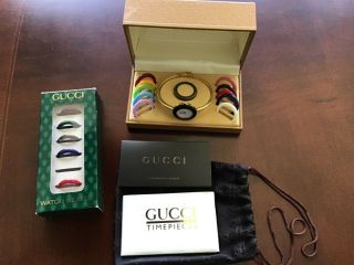 Authentic Vintage Gucci 1100 - L Womans Watch Bracelet W/changeable Colored Bezels