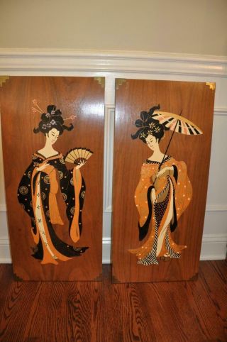 2 Lge Vtg Asian Japanese Women On Wood Wall Hanging Decor