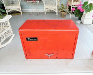 VINTAGE SNAP ON TOOL BOX CHEST,  RED 9 DRAWER KRA WITH KEY 2