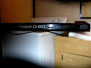 Vintage Roland D - 20 Multi Timbral Linear Synthesizer Track Sequencer Keyboard 2