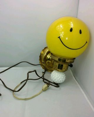 Vtg 1960s - 1970s Yellow Smiley Face Glass Globe Lamp Brass Wall Sconce