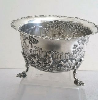 Pretty Antique Solid Silver Embossed & Chased Sugar Bowl.  149gms.  Chest.  1901.