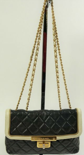 Vintage Chanel Black Quilted Leather Convertible Shoulder/handbag W/ Ivory Trim