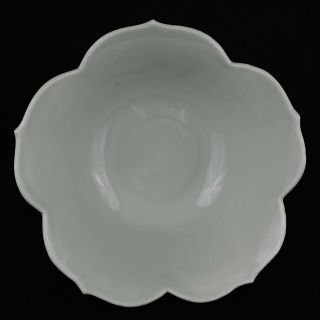 vintage chinese celadon green porcelain carved bowl lotus petal shaped 3