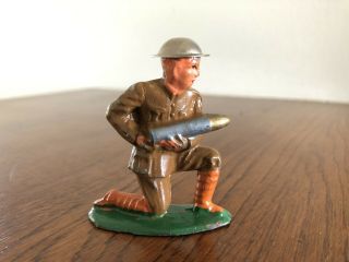 Vintage/antique Barclay Manoil Lead Toy Soldier Artillery Shell Loader Wwi