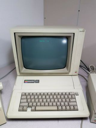 Vintage Rare Apple IIe Computer w/ Monitor,  Floppies and Printer 2