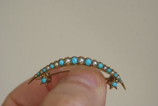 FINE ANTIQUE EDWARDIAN 18 CARAT GOLD TURQUOISE & SEED PEARL CRESCENT BROOCH PIN 2
