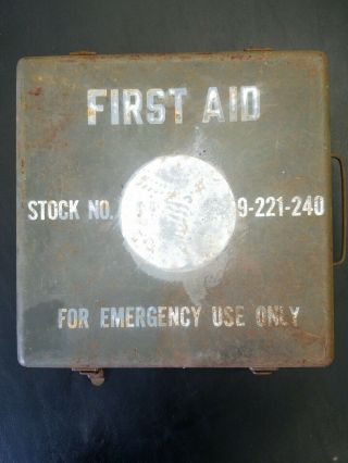 Ww2 Military Metal Vehicle First Aid Kit 9 - 221 - 240 " For Emergency Use Only "