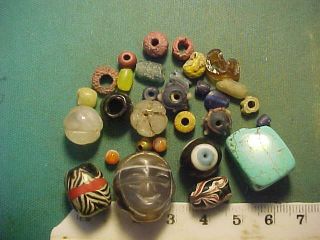 30,  Ancient Beads Circa 1000 Bc - 1700 Ad,  Mesopotamian Agate Bead Of Carved Head