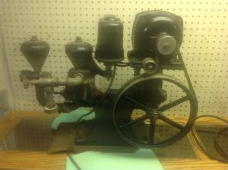 Antique Automatic Electric Monarch Water System Hit And Miss Engine 8