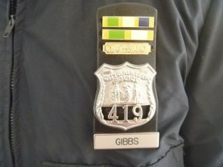 VINTAGE USA BLACK POLICE JACKET WITH BADGES GIBBS 419 NYPD CITY OF YORK 5