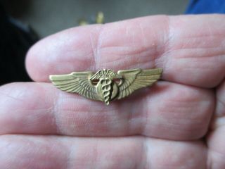 1 1/2 " Wwii Flight Surgeon Gold Shirt Garrison Cap Wings Hallmark Coin Silver
