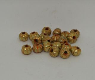 20 X Post Medieval Gold Beads - 02