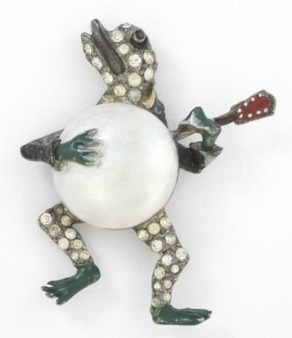 C.  1935 - Signed Staret - Scarce Banjo Playing Frog Figural Pin / Brooch