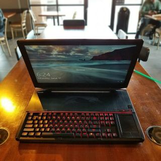 Extremely Rare MSI GT80 Titan SLI Gaming Laptop i7 32GB Ram 2xGTX 980m 8GB SLI 5