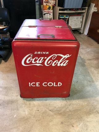 1930 ' s/40s Large Vintage Coca Cola cooler 3