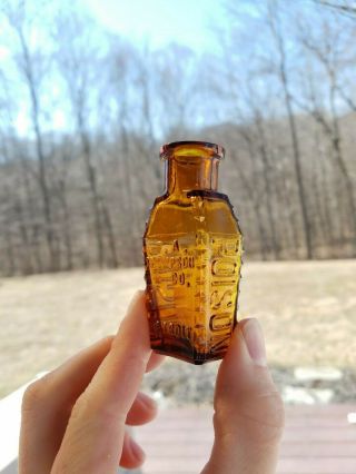 Very Rare Light Yellow Amber F.  A Thompson & Co Detroit Mi Poison Bottle