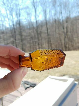 Very Rare Light Yellow Amber F.  A Thompson & Co Detroit MI Poison Bottle 4