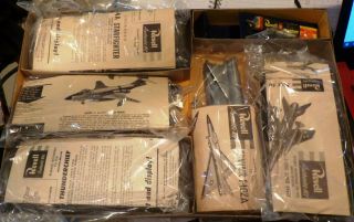 EXTREMELY RARE REVELL 1957 CENTURY SERIES FIGHTERS GIFT SET - - ALL 2