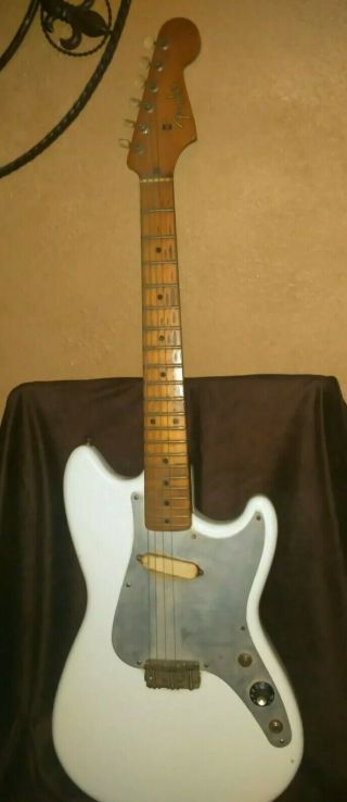 Vintage Guitar 1959 Fender Musicmaster 6 String Electric Guitar