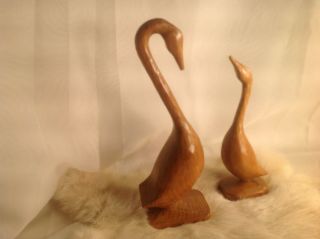 Vintage Mid Century Modern Retro Wood Carved Swans Birds Figurine Sculpture Pair