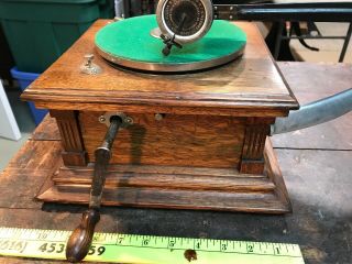 Vintage Victor Talking Machine Model E Phonograph Record Player 2
