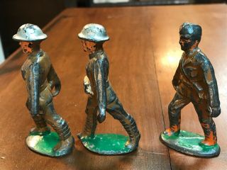3 Vintage Manoil Barclay Lead Soldiers Stretcher Bearers 4