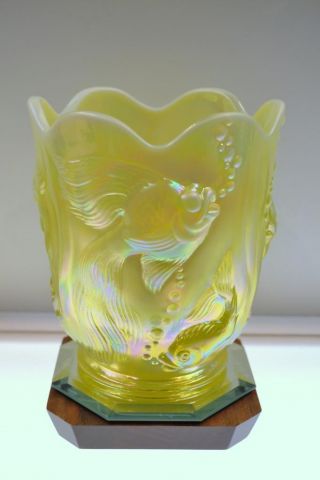 Fenton Vase Atlantis Vintage Yellow Topaz Opalescent Irid 5150ts Freeusaship
